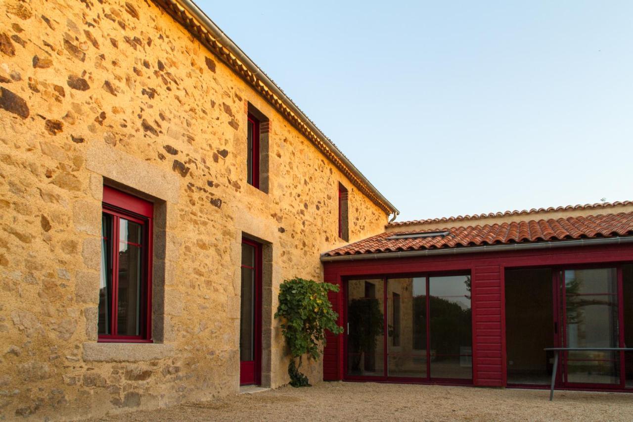 Le Puy Carmin - Chambre D'Hotes Avec Jacuzzi Bazoges-en-Paillers Exterior foto